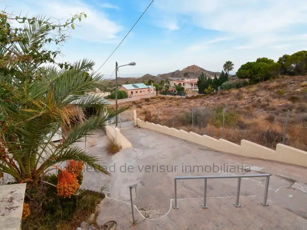Vista exterior de Casa o chalet en venta en Pulpí con Balcón