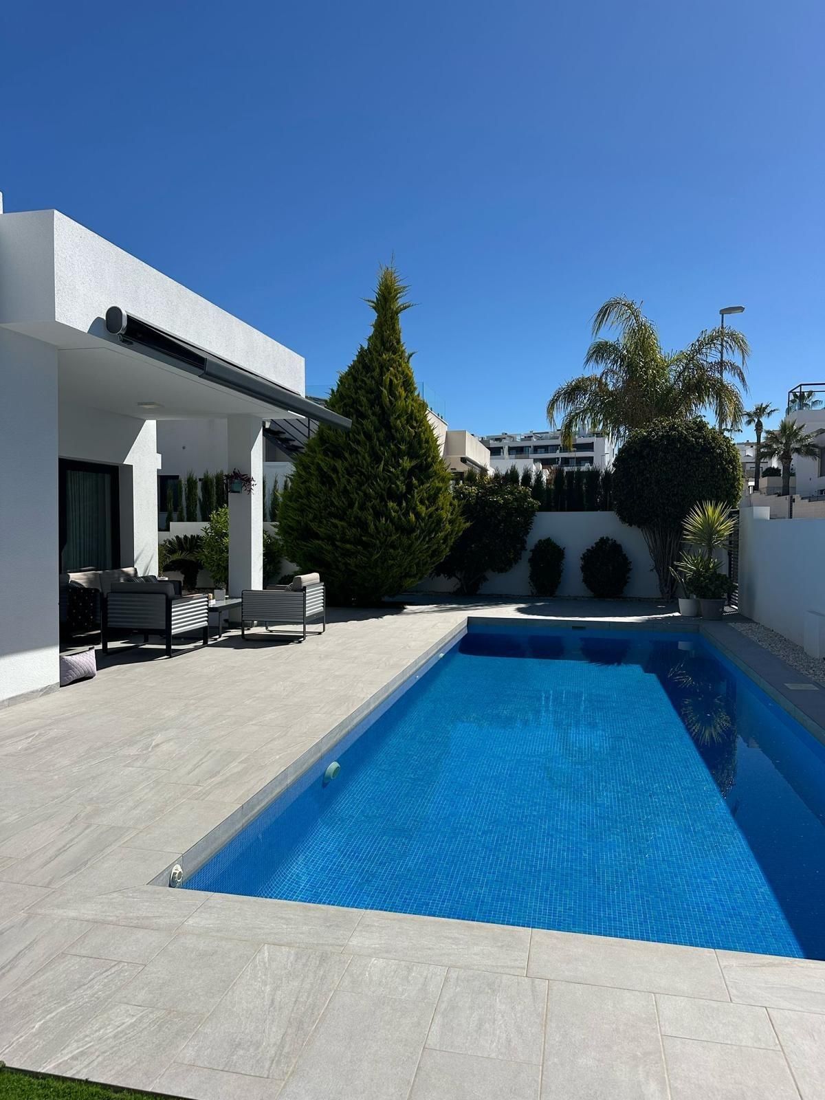 Piscina de Casa o xalet en venda en  Valencia Capital amb Aire condicionat, Calefacció i Jardí privat