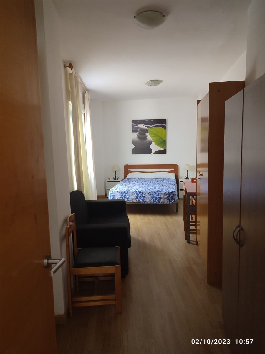Dormitori de Apartament de lloguer en Ogíjares amb Calefacció i Moblat