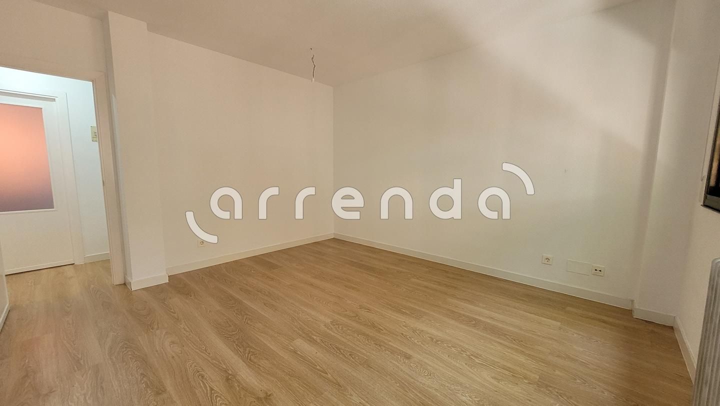 Bedroom of Flat to rent in  Madrid Capital  with Air Conditioner and Heating