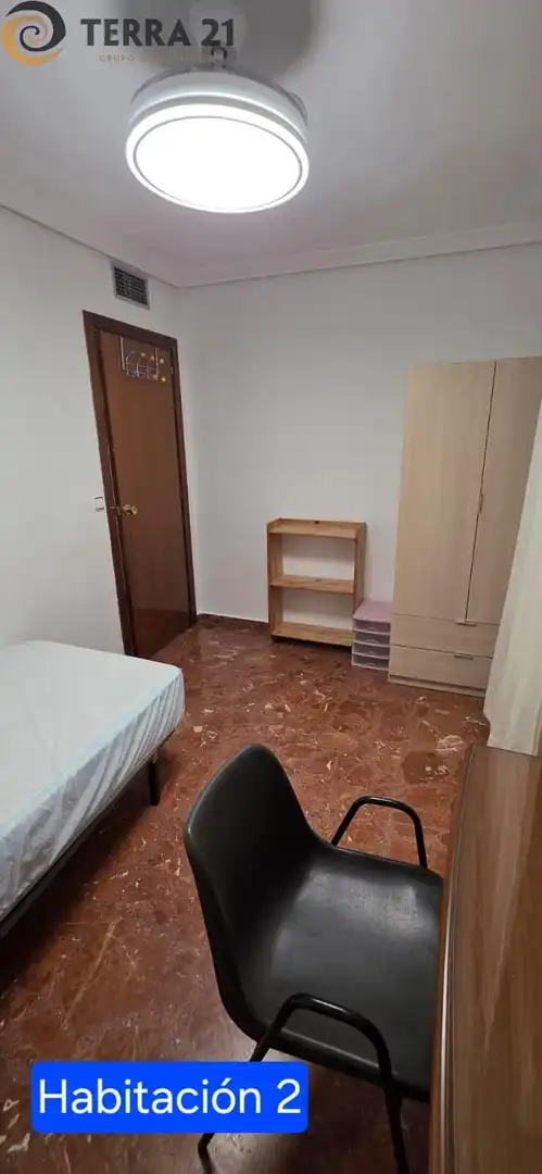 Piso con terraza en alquiler en Hospital, imagen 10