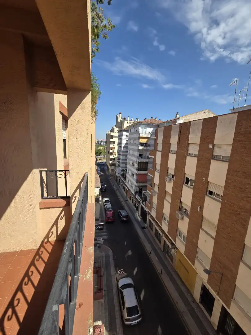 Exterior view of Flat for rent in Badajoz  with Air Conditioner, Heating and Terrace