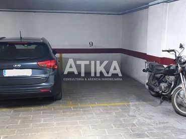 Plaza de garaje individual en venta en Sant Josep - Zona Hospital