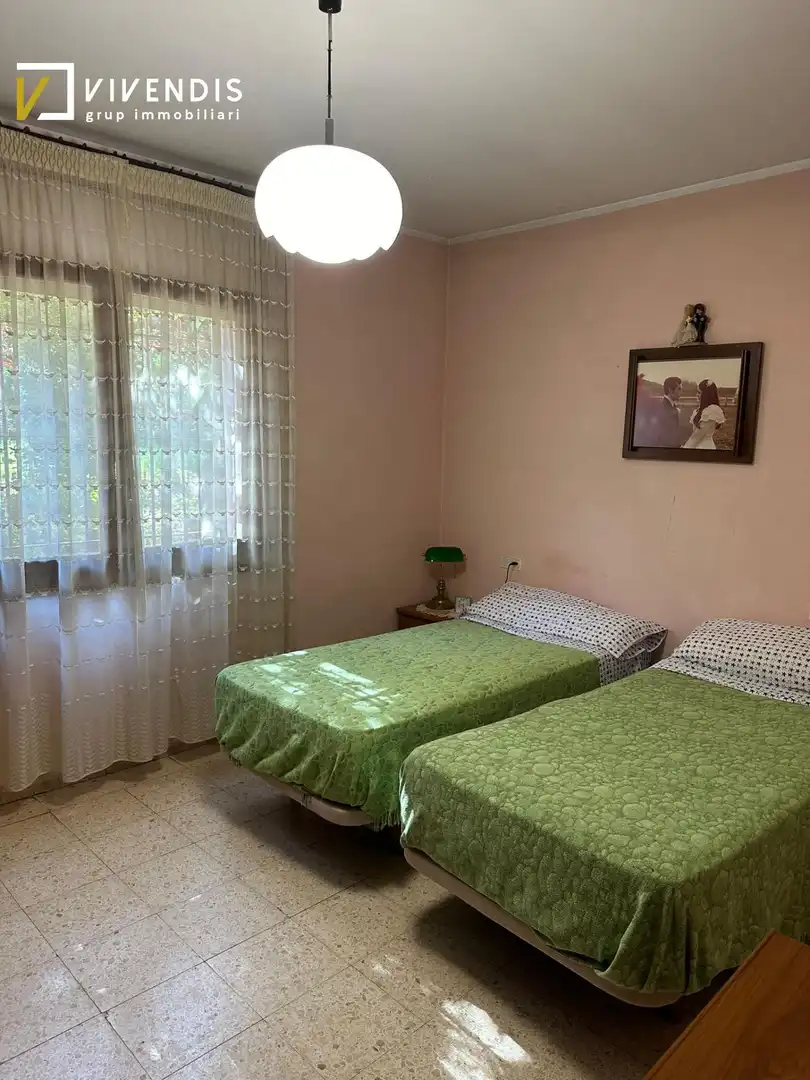 Habitación de Casa o chalet en venta en Lleida con Calefacción, Jardín privado y Terraza
