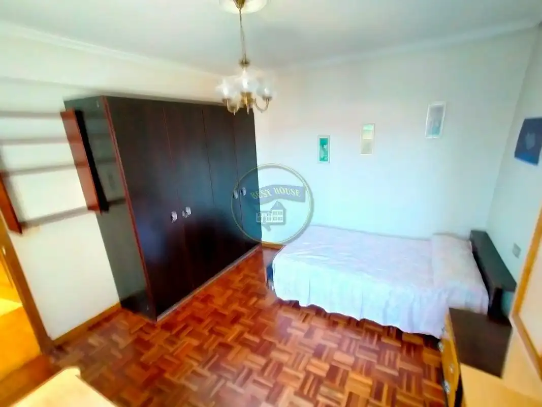 Bedroom of Flat for rent in Vigo   with Heating, Parquet flooring and Terrace