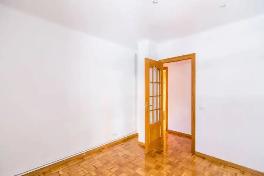 Habitación de Piso en venta en Barcelona con Calefacción y Parquet