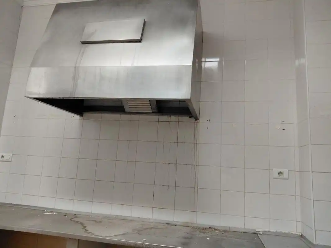 Cocina de Local en venta en Corbera con Calefacción