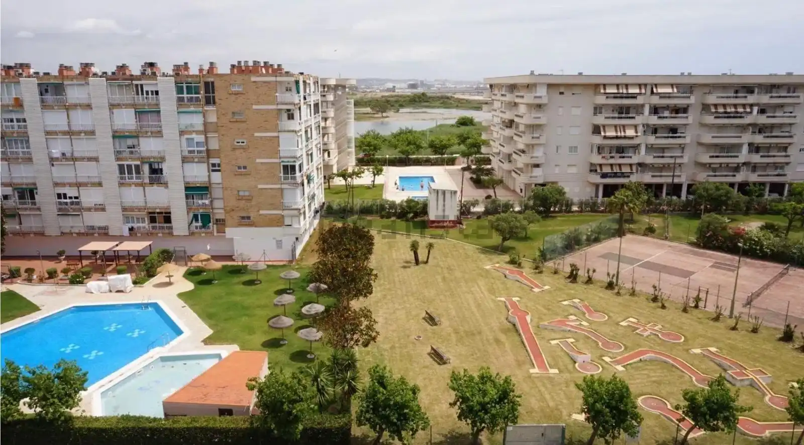 Apartment mit Aufzug zum Verkauf in La Pineda, imagen 3