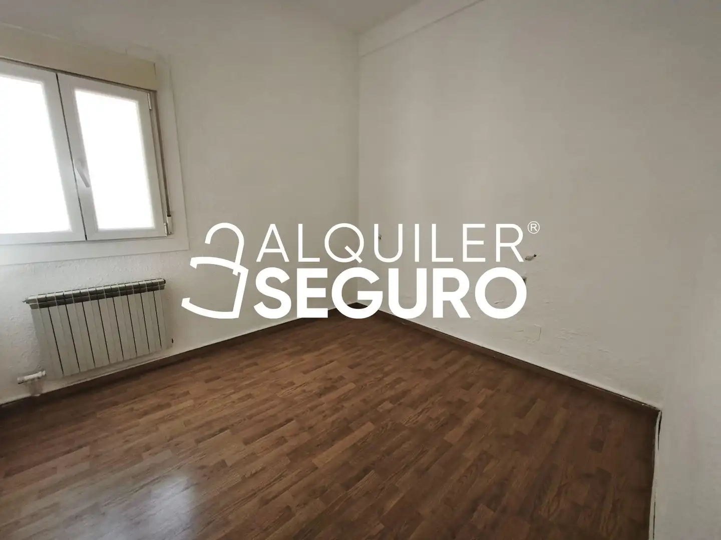 Schlafzimmer von Wohnung zur Miete in Zaragoza