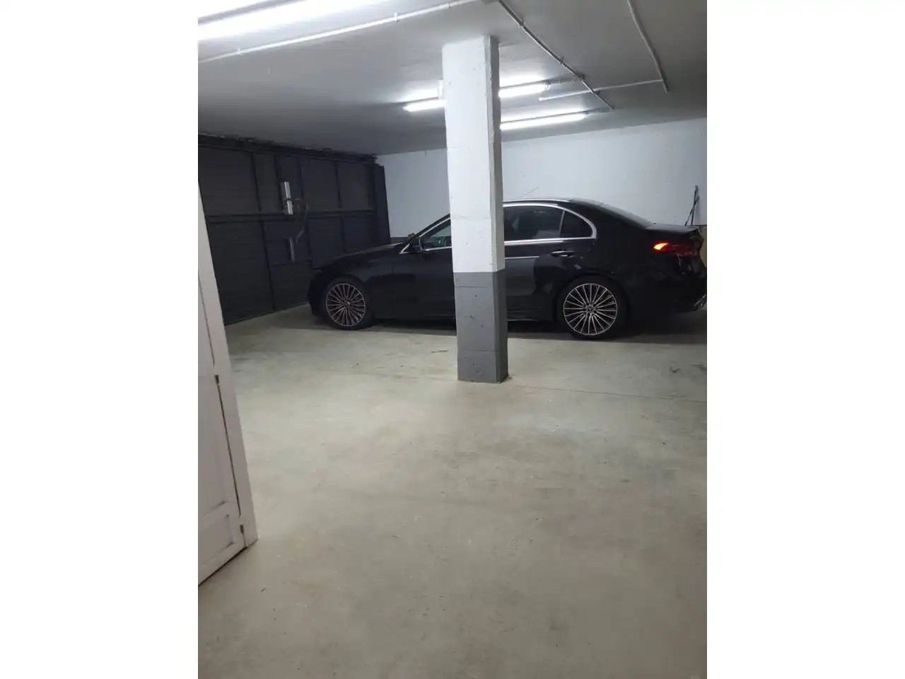 Parking de Casa o chalet en venta en La Roca del Vallès con Aire acondicionado, Calefacción y Jardín privado