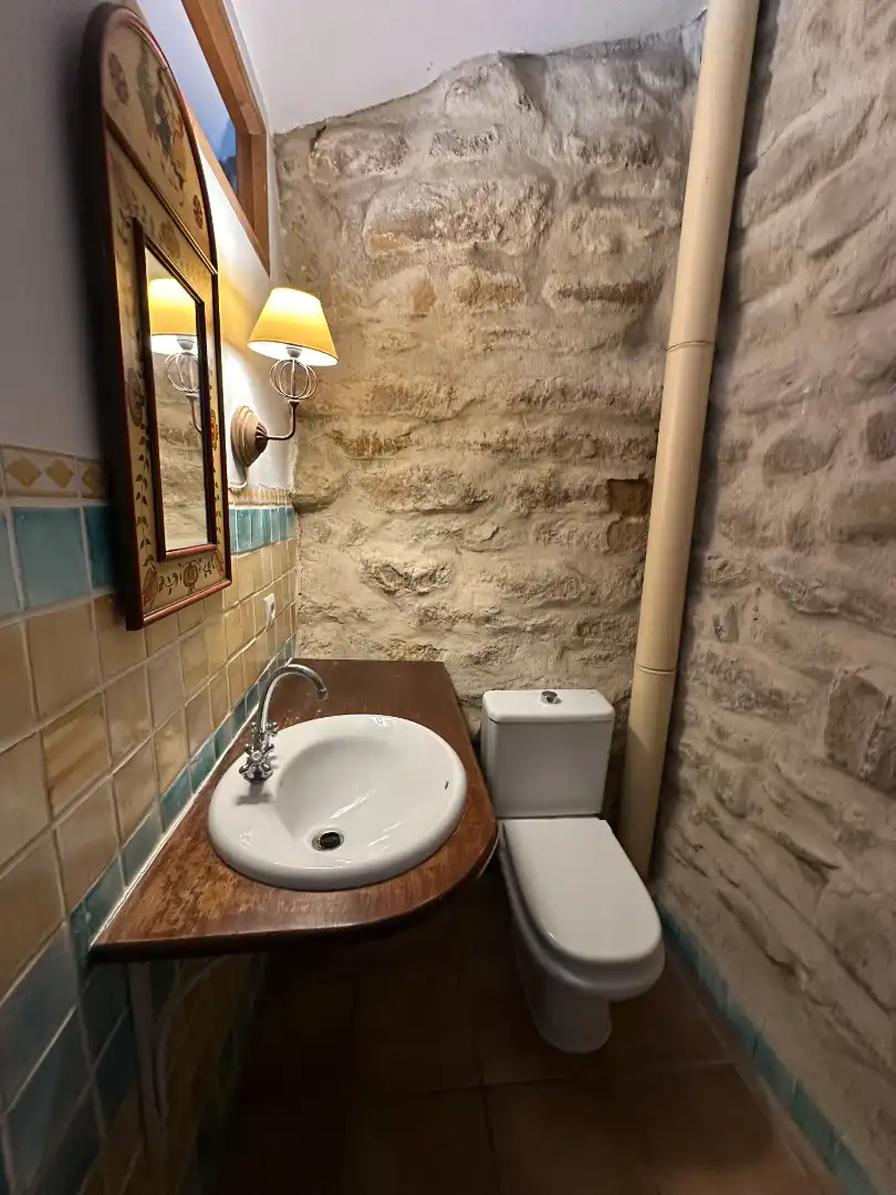 Bany de Casa o xalet en venda en Úbeda amb Balcó