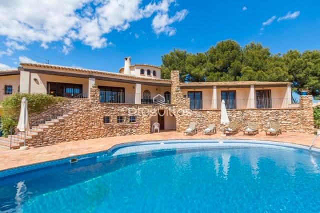 Casa-chalet en Venta en Carrió - La Merced - Los Pinos