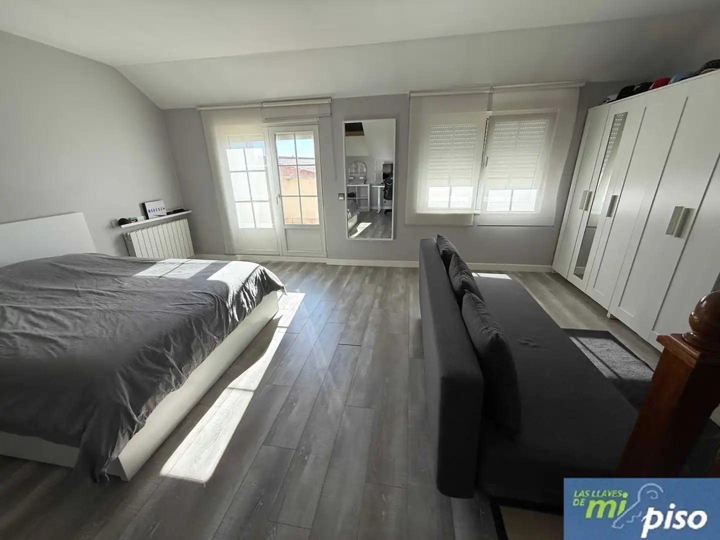 Habitación de Casa adosada en venta en Arroyo de la Encomienda con Calefacción, Jardín privado y Parquet