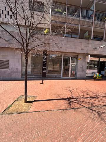 Local comercial en Alquiler en Passeig del Vapor Gran en Barri del Centre