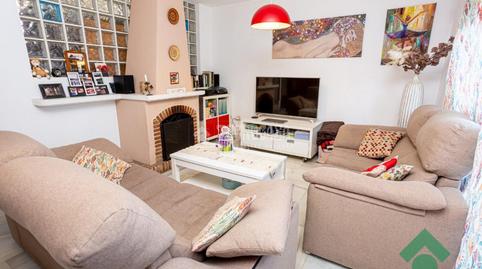 Foto 4 de Casa adosada en venda a Urb. Entrepinos, Los Pinos, Algeciras