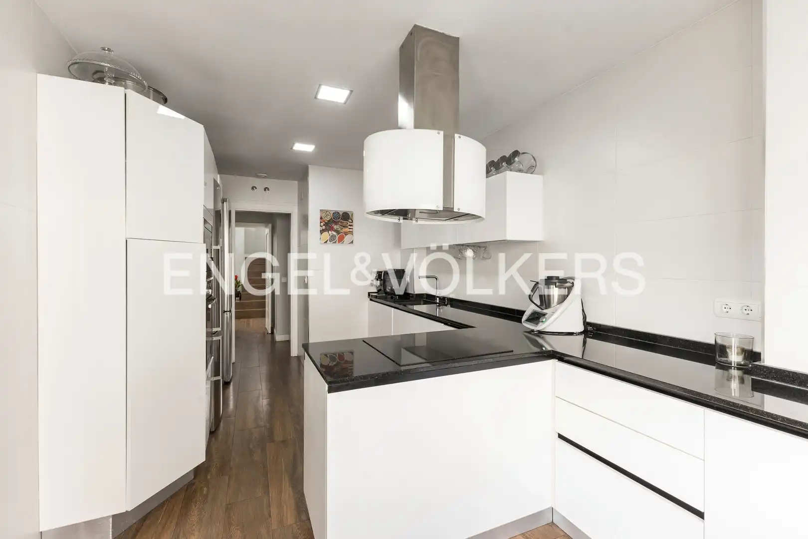 Kitchen of Detached homes for rent in Madrid  with Air Conditioner, Heating and Private garden