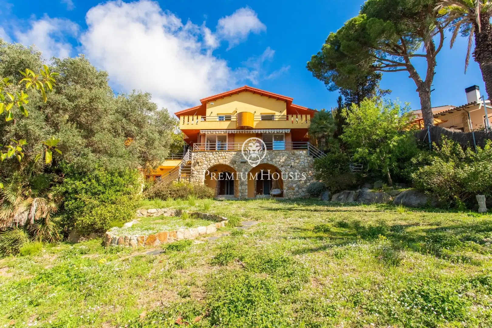 Vista exterior de Casa o chalet en venta en Arenys de Mar con Calefacción, Jardín privado y Terraza