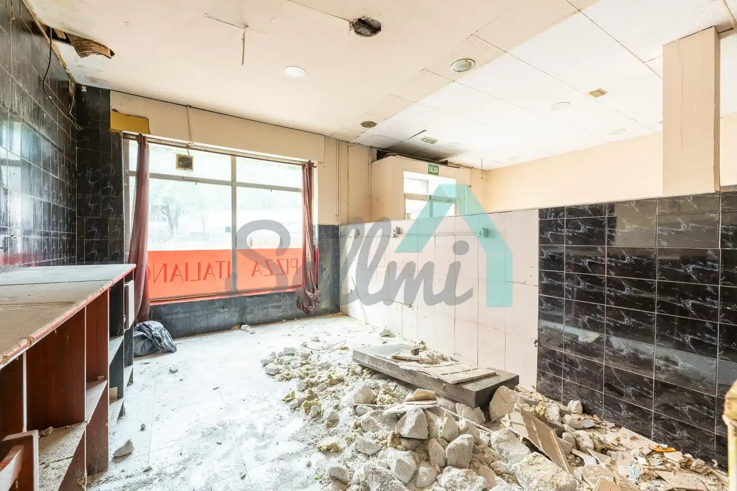 Local comercial de lloguer a De Pumarín, imagen 12