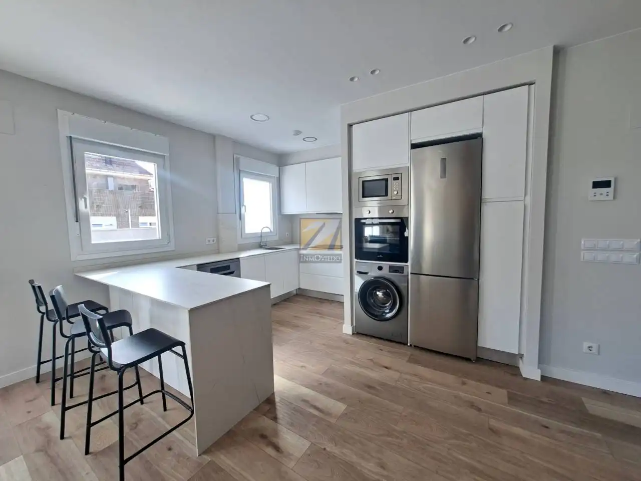 Kitchen of Attic for sale in Oviedo   with Heating, Terrace and Furnished