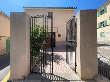 Casa en venda a Calle Ntra. Sra. De Lluc