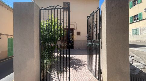 Casa tradicional con patio, garaje y terraza solárium en el corazón de Caimari Selva Mallorca