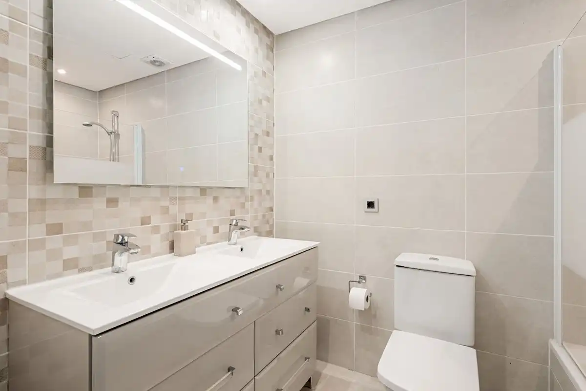 Apartament amb piscina en venda a Casares pueblo, imagen 19