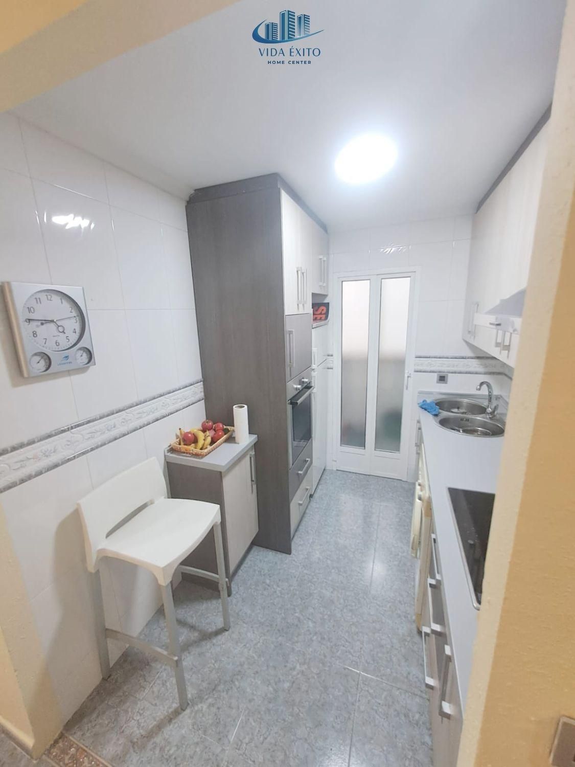 Cuina de Pis en venda en  Jaén Capital amb Aire condicionat