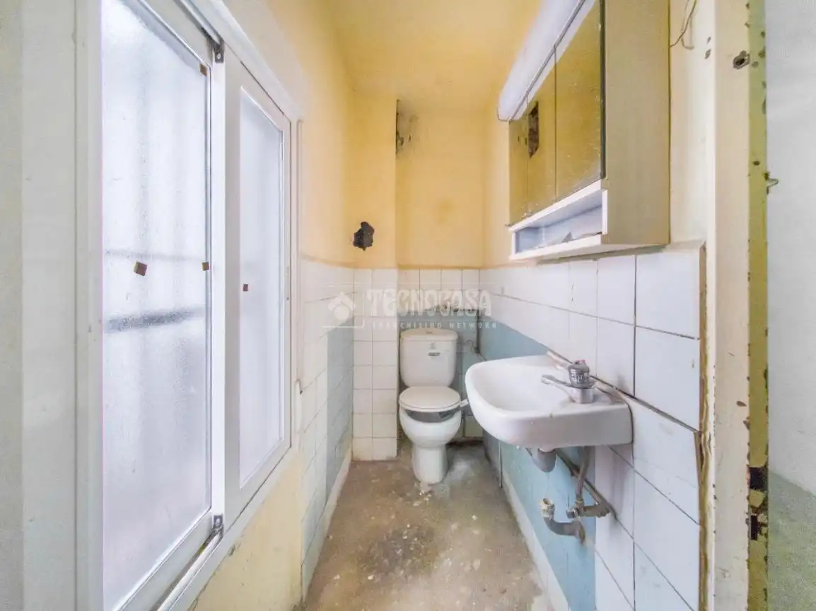 Baño de Local de alquiler en Madrid