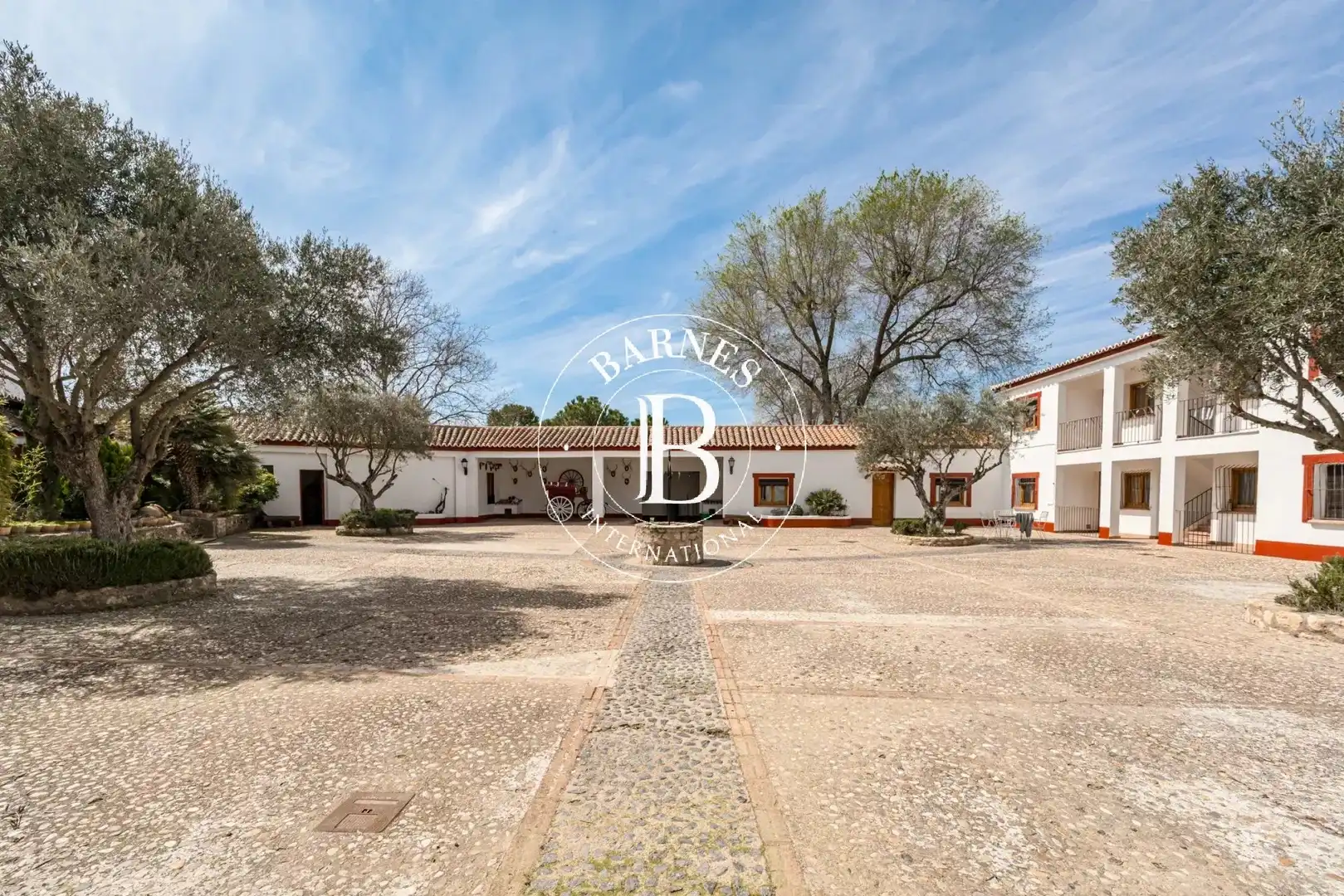 Casa o chalet en venta en Alcázar de San Juan con Jardín privado, Piscina y Amueblado