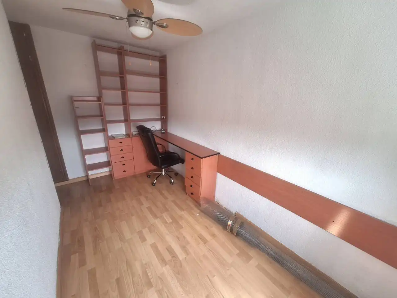 Bedroom of Flat for sale in Fuenlabrada  with Air Conditioner, Heating and Parquet flooring