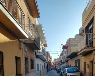 Casa adosada en venda a Fuentes De Andalucia, La Oliva