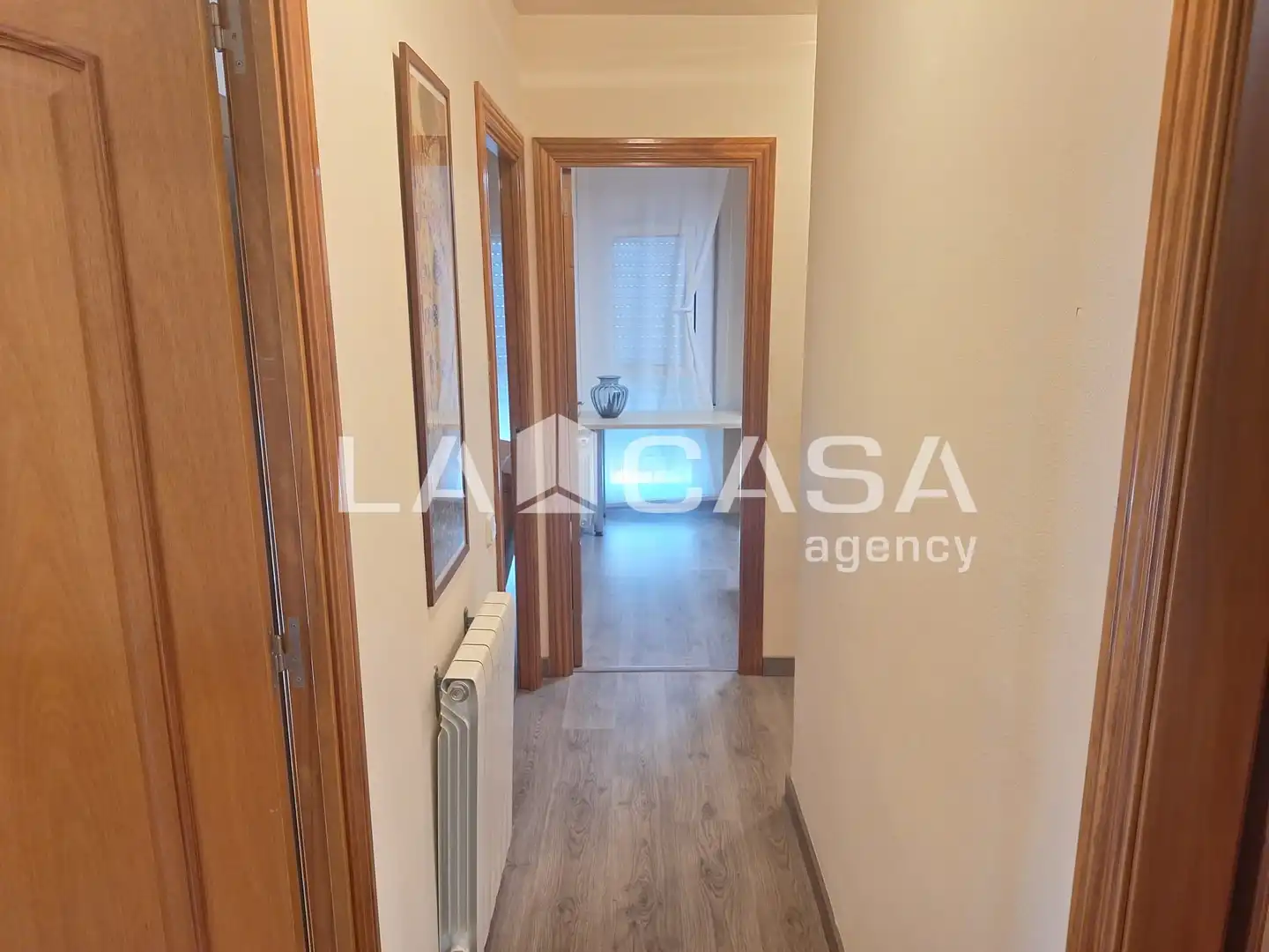 Piso en venta en Santa Coloma de Gramenet con Calefacción y Jardín privado