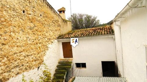 Foto 4 de Casa adosada en venta en Martos, Jaén
