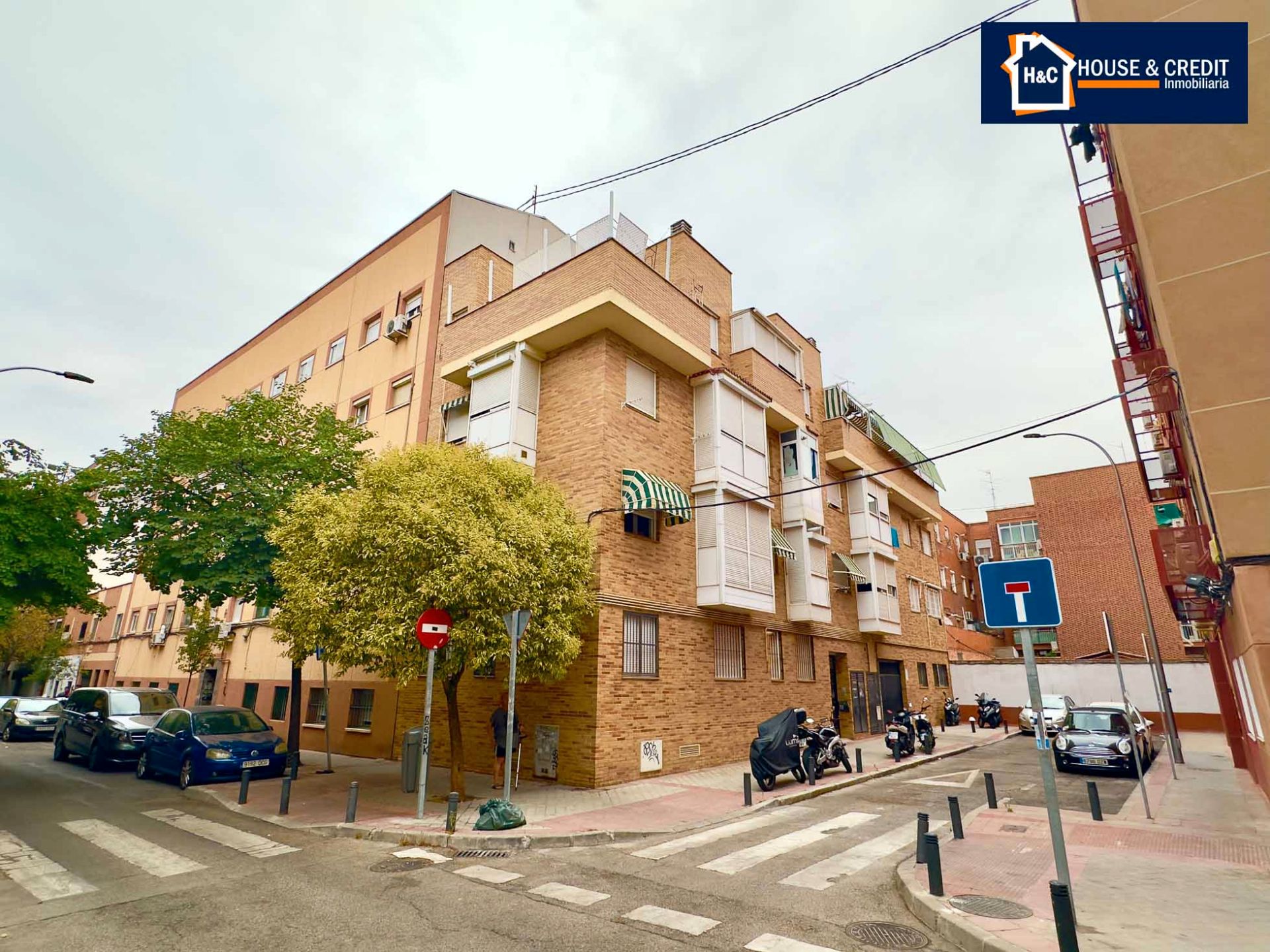 Vista exterior de Apartament en venda en  Madrid Capital amb Aire condicionat, Calefacció i Parquet