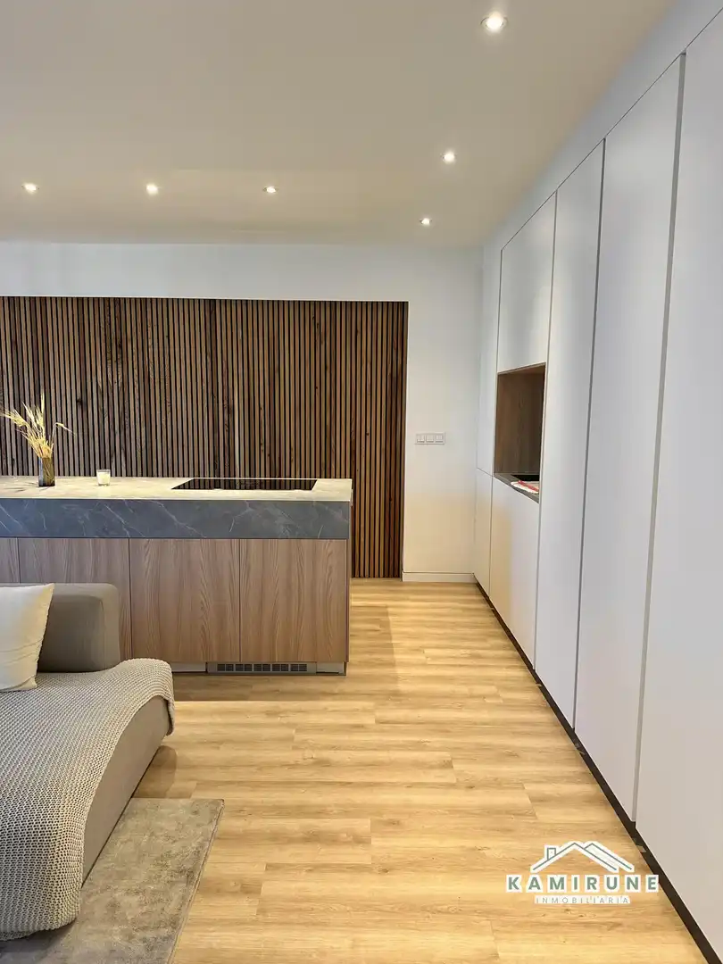 Flat with lift for sale in Lehendakari Leizaola, imagen 16