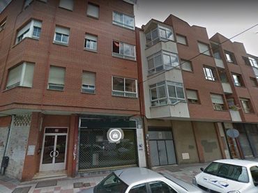 Local comercial en venda a San Claudio - La Chantría