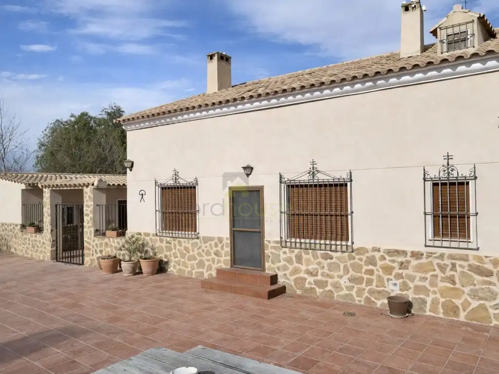 Vista exterior de Casa o xalet en venda en Lorca