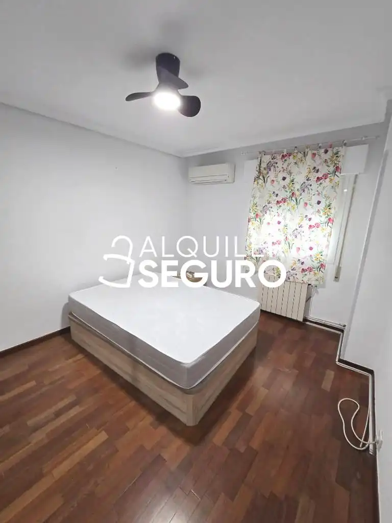 Habitación de Piso de alquiler en Coslada con Aire acondicionado, Calefacción y Terraza