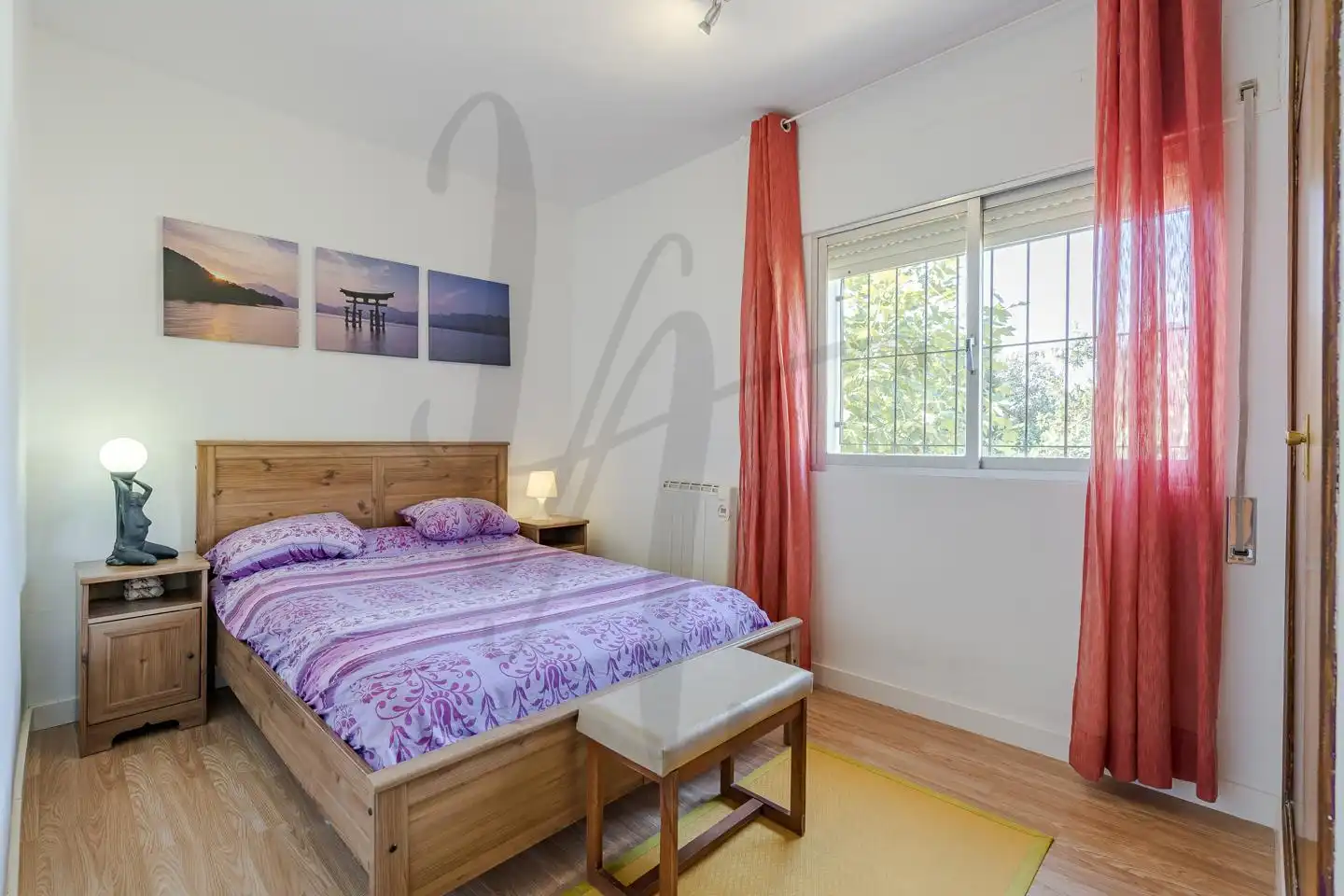 Casa amb jardí en venda a Calle Río Henares