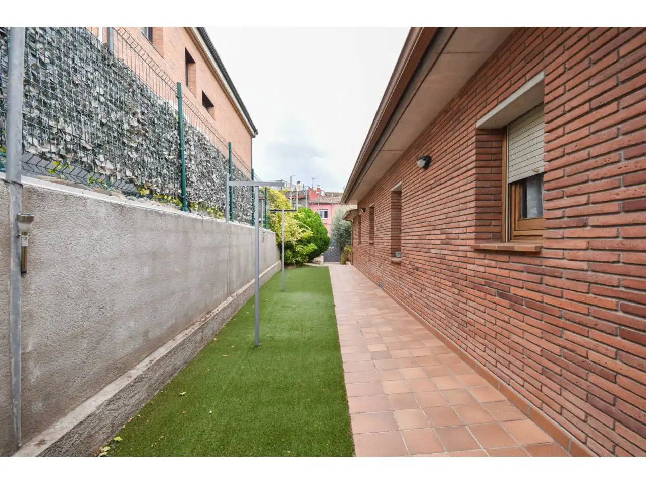 Vista exterior de Casa o chalet en venta en Granollers con Calefacción, Jardín privado y Parquet