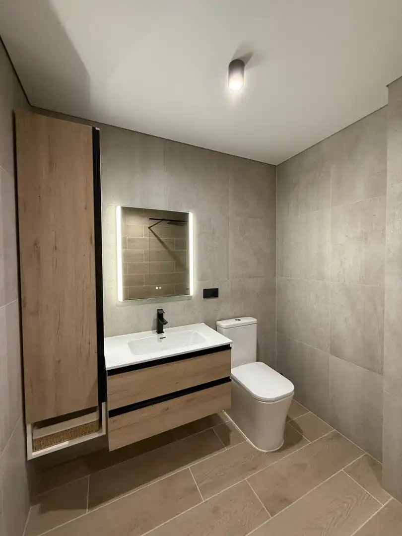 Bathroom of Apartments for sale in Torrevieja  with Air Conditioner and Furnished