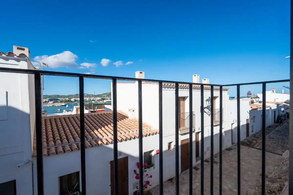 Duplex with terrace for sale in Carrer Alt, imagen 10