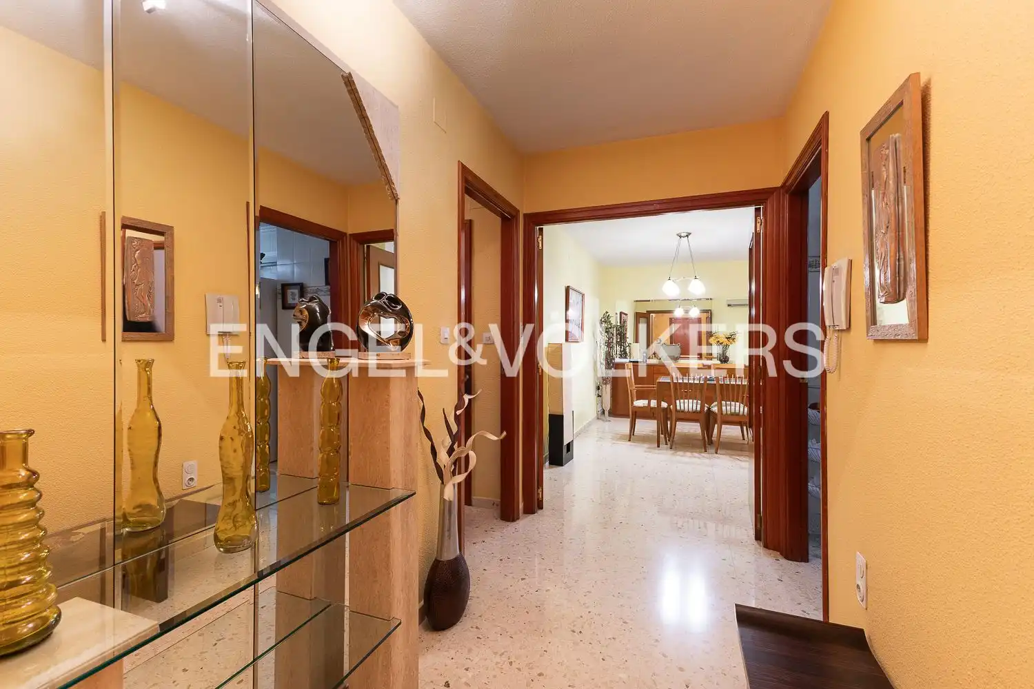 Piso en venta en Valencia con Aire acondicionado, Calefacción y Trastero