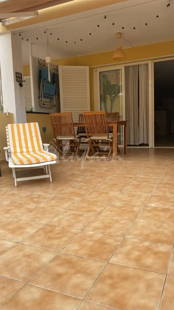 Terrasse von Einfamilien-Reihenhaus zum Verkauf in Arona