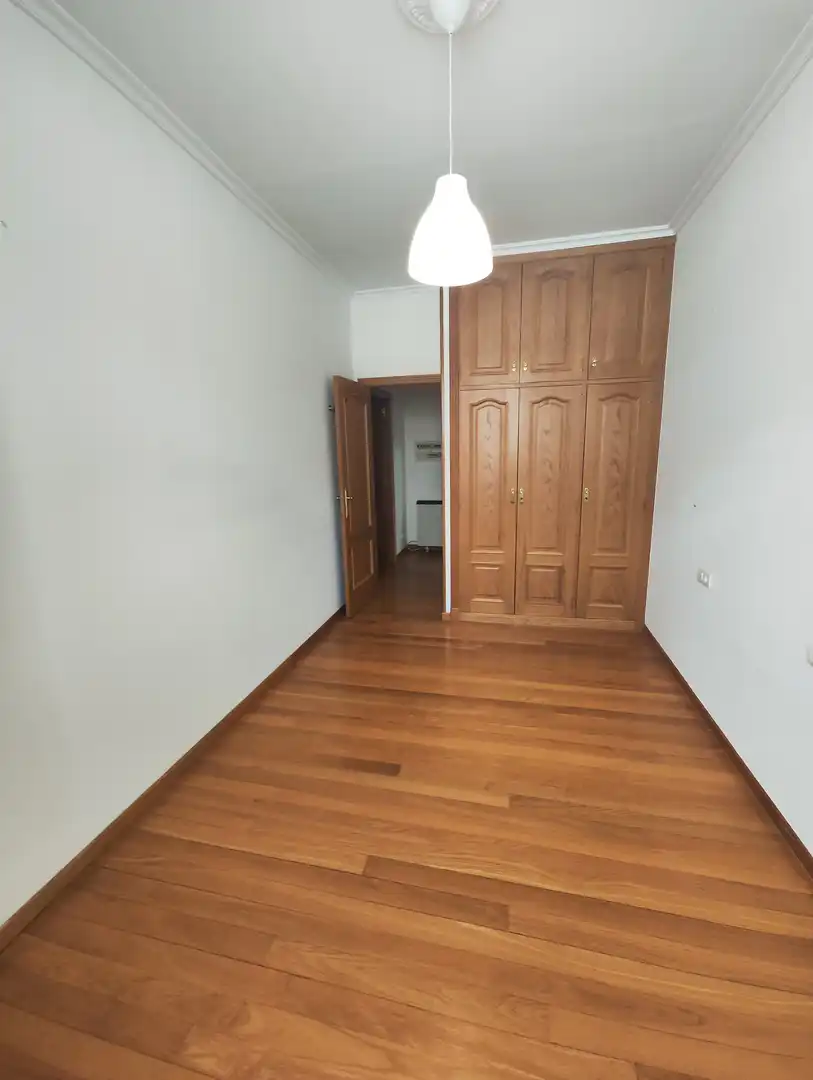 Habitación de Piso en venta en Santiago de Compostela  con Calefacción, Parquet y Horno