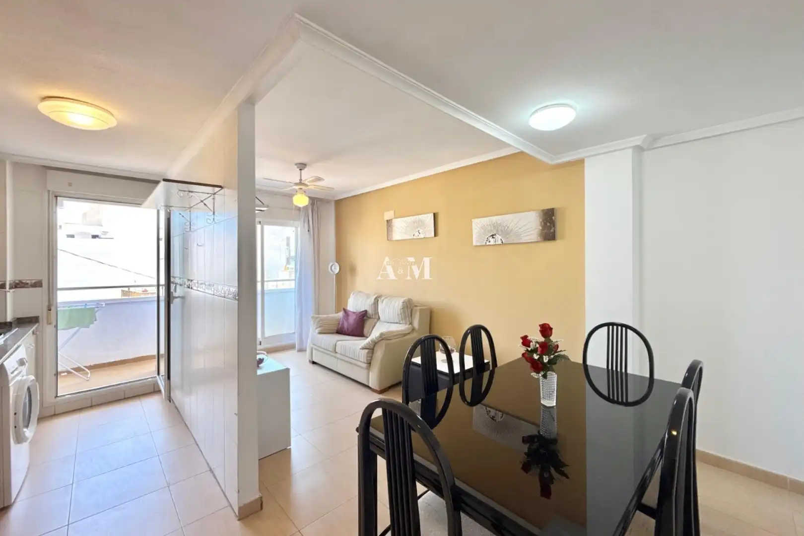 Living room of Flat for rent in Torrevieja  with Air Conditioner, Heating and Terrace
