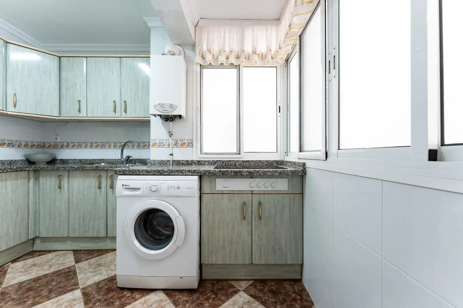 Cocina de Piso en venta en Málaga