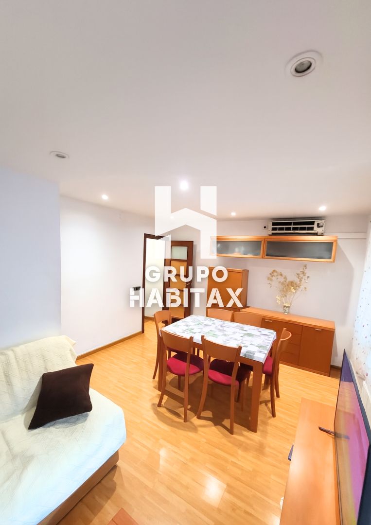 Living room of Flat for sale in Ripollet  with Air Conditioner, Heating and Parquet flooring