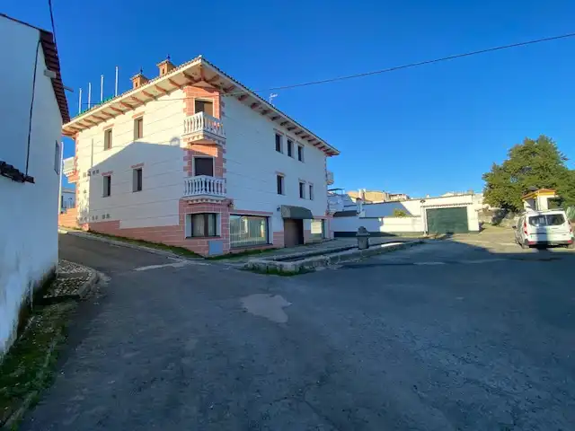 Vista exterior de Edificio en venta en Cala
