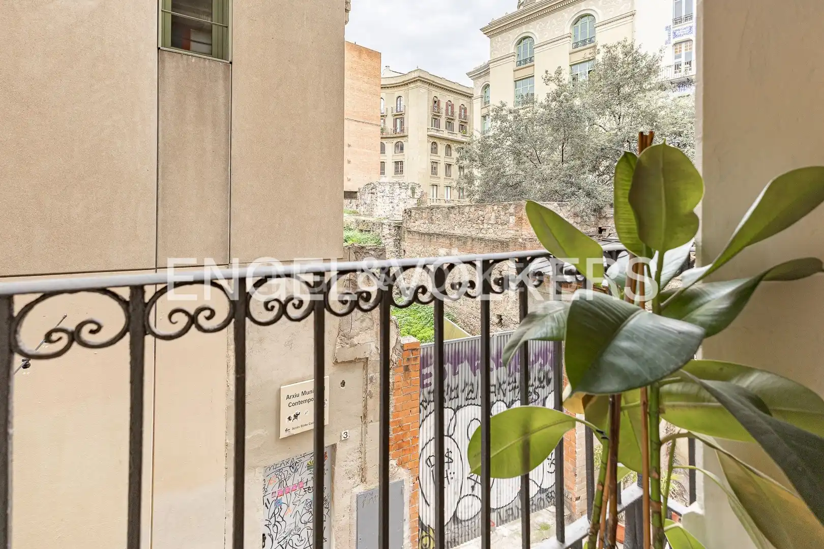 Appartamento con terrazza in vendita a Ciutat Vella, imagen 6